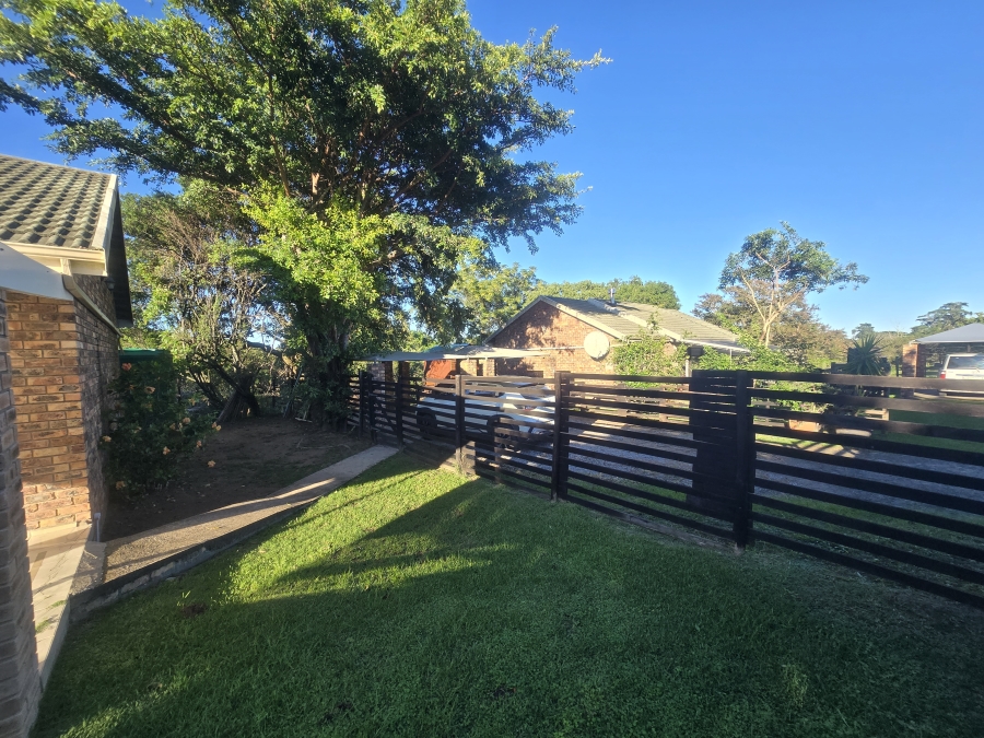 To Let 2 Bedroom Property for Rent in Bathurst Eastern Cape